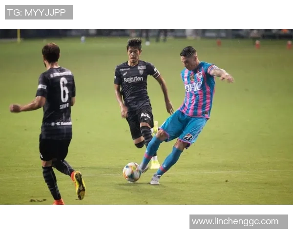 名古屋鲸八与大分三神激战成平局比分揭晓引发球迷热议