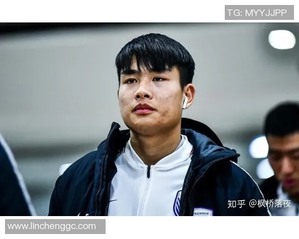 南京城市队敲定首笔重磅引援，特谢拉有望加盟并已现身伴随主帅